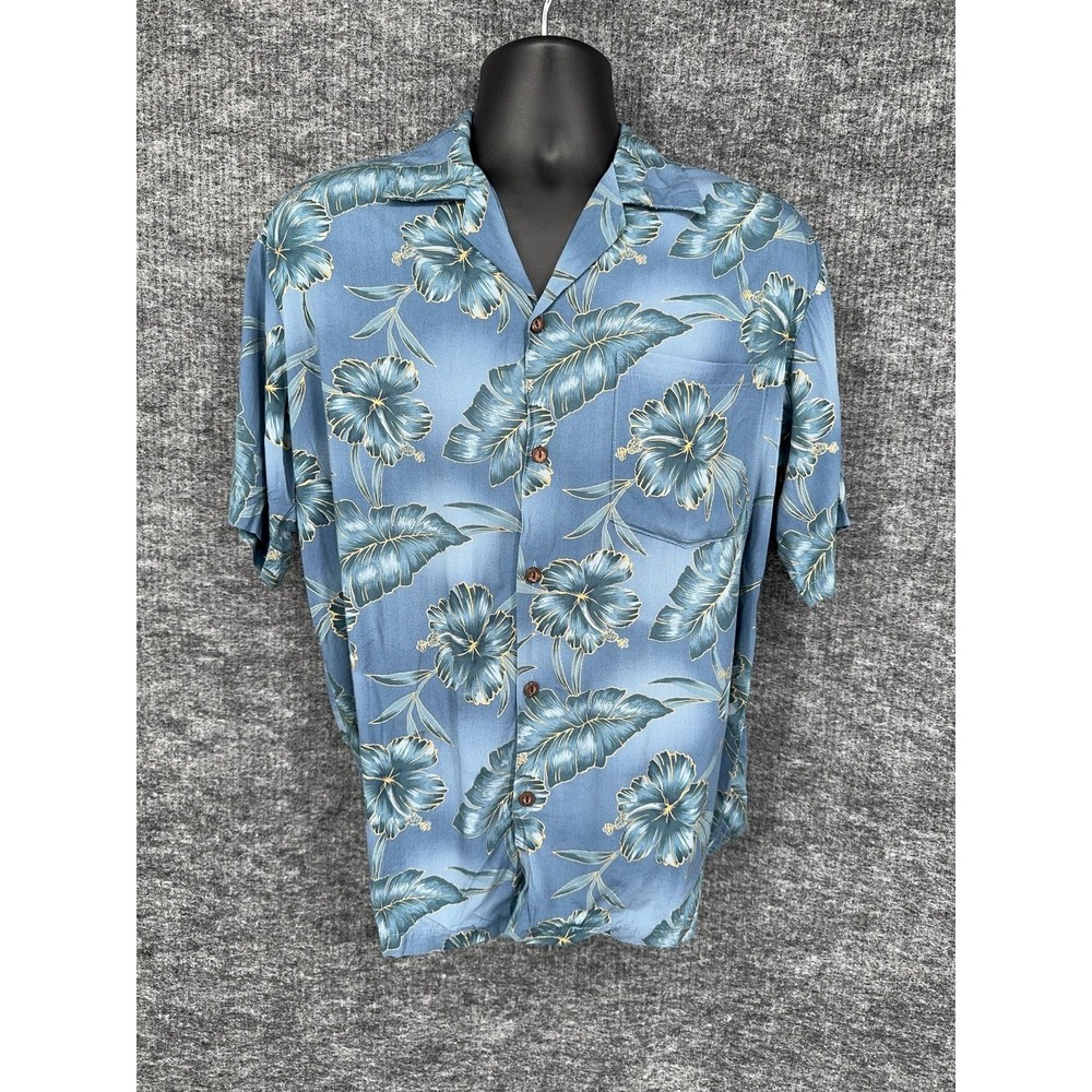 Two Palms Shirt Mens M Blue Floral Rayon Short Sleeve Button Front Hawaiian